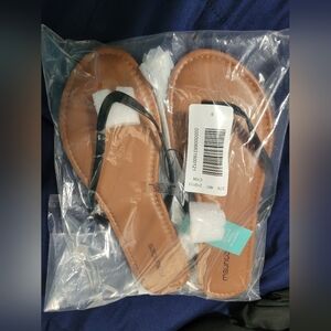 Black dressy Maurices sandals 8 NWTs